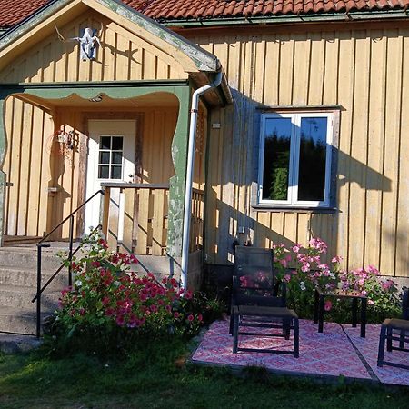 Charmigt Hus Pa Landet Naera Till Bad Стромстад Экстерьер фото